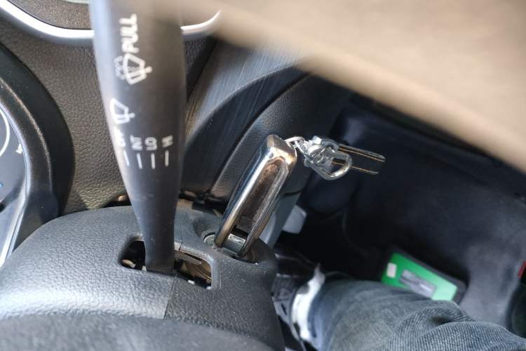 Used Chana Ruixing M60 2023 1.5L GDI Comfort-Class Passenger Vehicle 6/7 Seats
