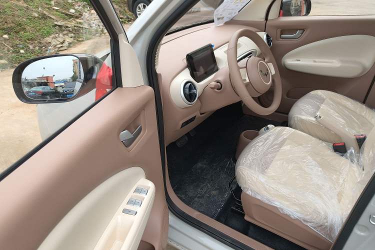 Used Wuling Hongguang MINIEV 2025 Four-Door Version Advanced Edition
