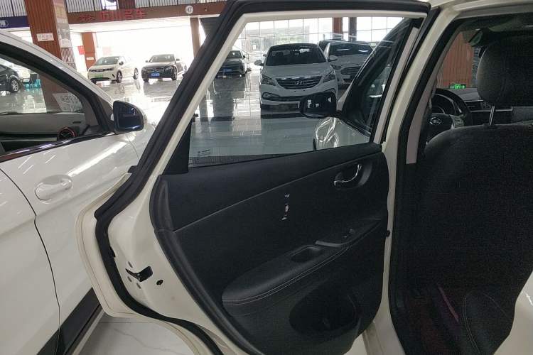 Used Nissan Tiida 2021 1.6L CVT Smart Drive Edition
