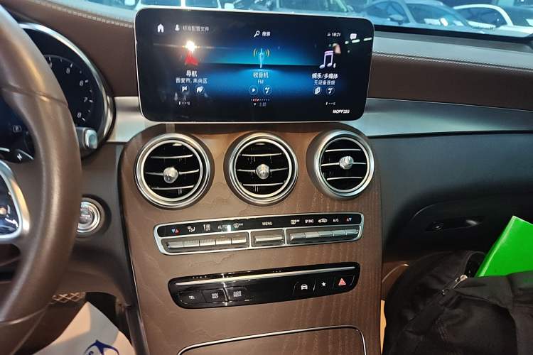 Used Mercedes-Benz GLC 2020 Facelift GLC 260 L 4MATIC Luxury Edition