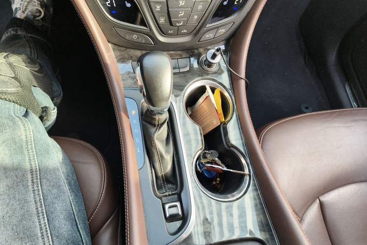 Used Buick Envision 2014 28T Four-Wheel Drive Elite Model
