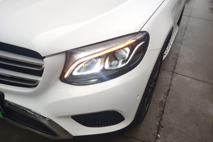 Used Mercedes-Benz GLC 2019 GLC 200 4MATIC
