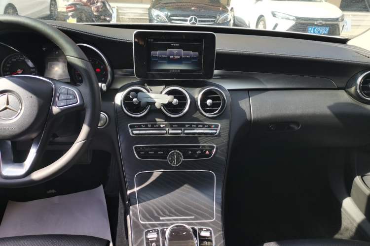 Used Mercedes-Benz C-Class 2017 Facelift C 200 L Sport Edition