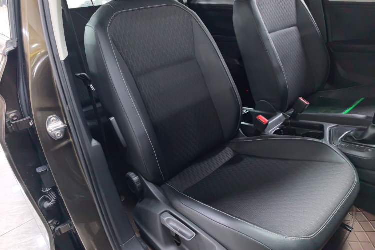 Used Volkswagen Tiguan L 2017 330TSI Automatic Two-Wheel Drive Luxury Edition