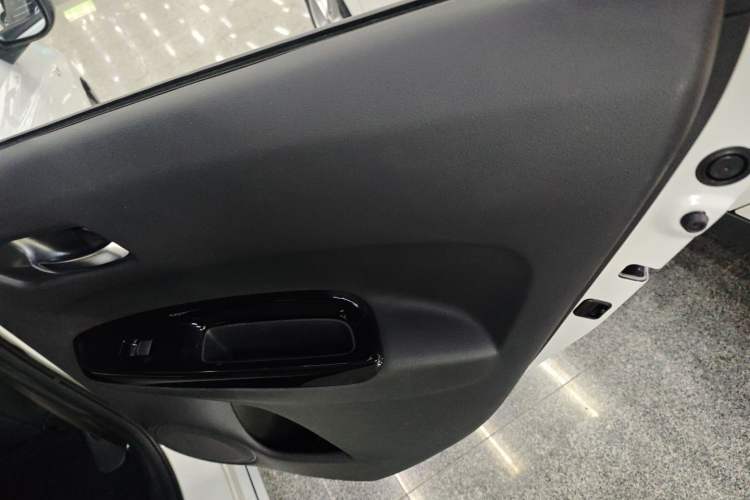 Used Honda LIFE 2021 1.5L CVT SPORT Heartbeat Edition
