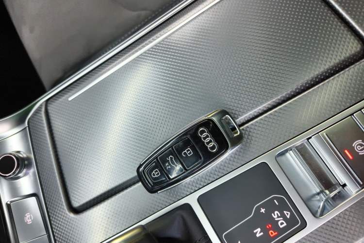 Used Audi A6L 2024 40 TFSI Luxury Dynamic Edition
