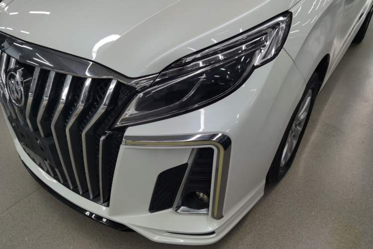 Used Buick GL8 2018 ES 28T Comfort Model China VI Standard