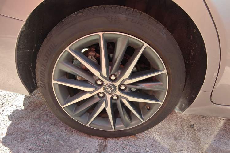 Used Toyota Camry 2021 2.5G Luxury Edition
