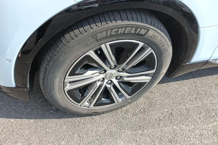 Used Cadillac LYRIQ 2022 Rear-Drive Long-Range Prestige Edition
