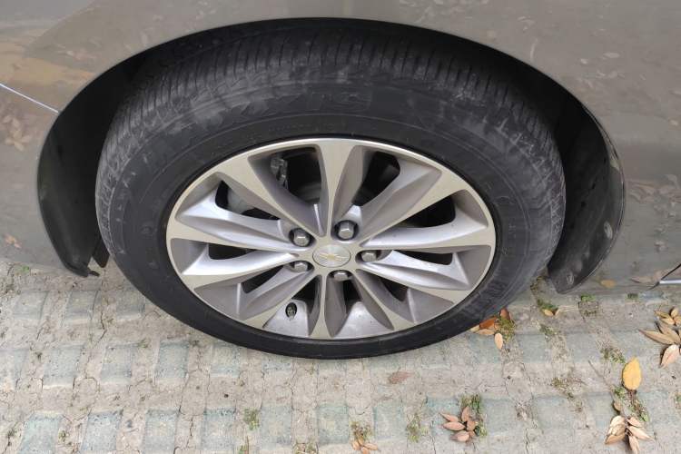 Used Chevrolet Monza 2021 320 Automatic Enjoyment Sunroof Edition
