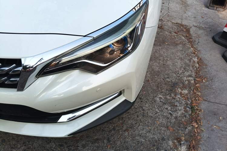 Used Venucia D60 2018 1.6L CVT Smart Connect Elite Edition
