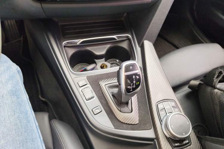 Used BMW 3 Series 2018 320Li Leading Model M Sport Package