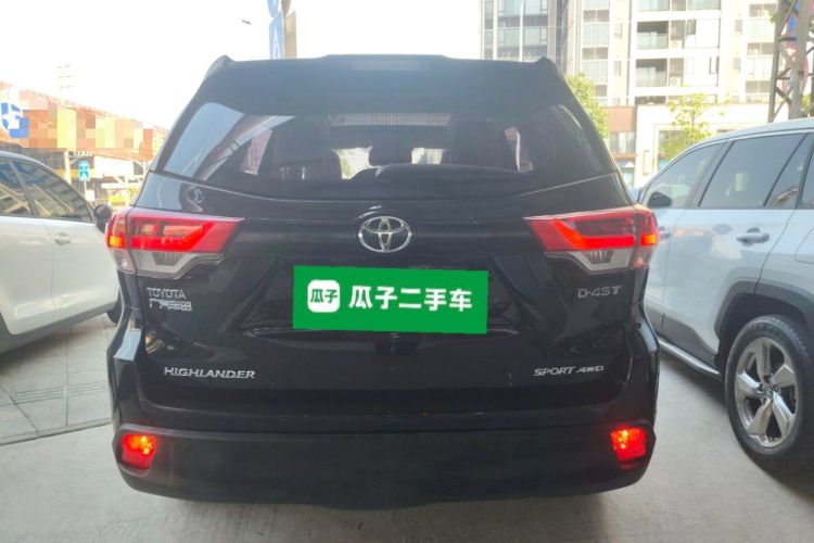 Used Toyota Highlander 2018 2.0T Four-Wheel Drive Luxury Edition 7 Seats China V Emission Standard