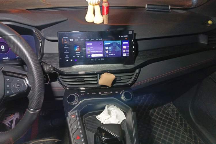 Used Lynk & Co 06 2020 1.5T JinPro model
