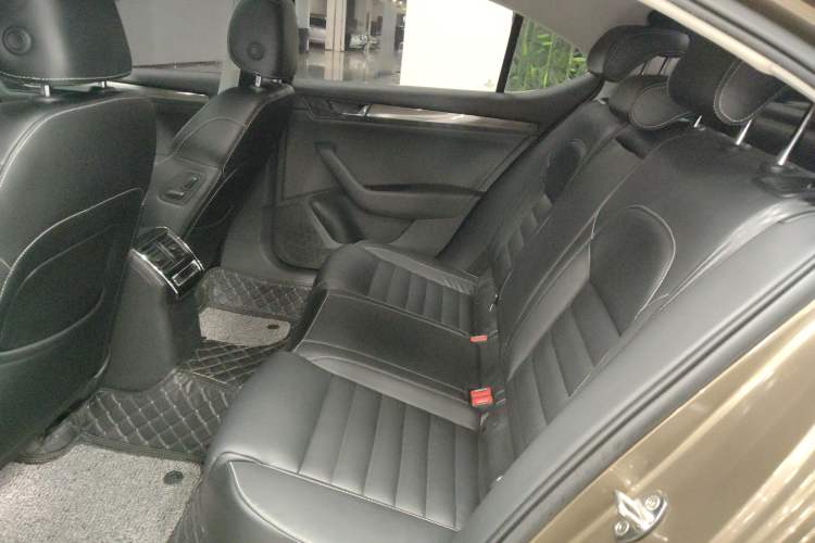 Used Skoda Superb 2016 TSI330 DSG Smart Drive Edition