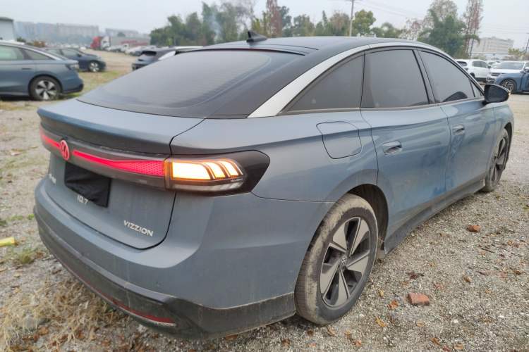 Used Volkswagen ID.7 VIZZION 2024 AIR model