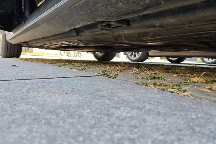 Used Mercedes-Benz E-Class 2019 E 300 L Sporty and Stylish Model