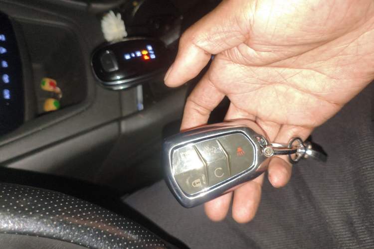 Used Cadillac XT5 2021 28T Luxury Model
