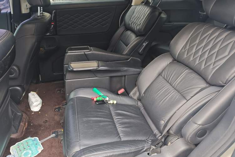 Used Honda Elysion 2019 2.0L Hybrid Luxury Edition
