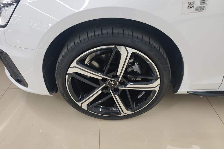 Used Audi A4L 2024 40 TFSI Luxury Dynamic Edition
