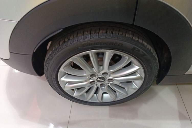 Used  Clubman 2016 Updated 1.5T COOPER Geek Edition
