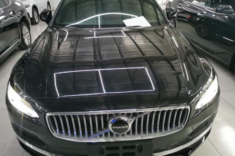 Used Volvo S90 New Energy 2024 Plug-in Hybrid Four-Wheel Drive Long-Range Zhiyi Luxury Edition