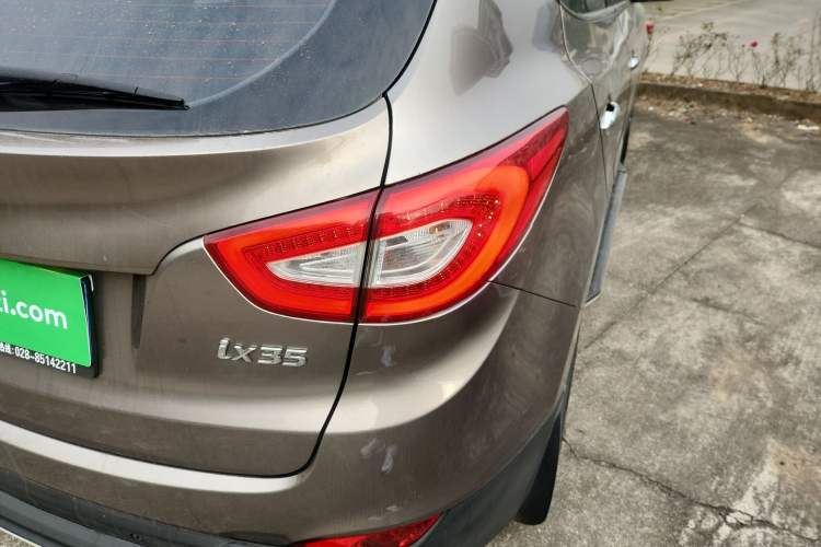 Used Hyundai ix35 2015 2.0L Automatic 2WD Smart Type China IV