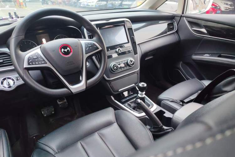 Used BYD Song MAX 2017 1.5T Manual Smart Connect Luxury 7-Seater