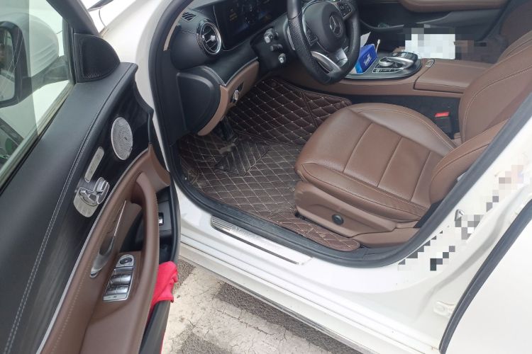 Used Mercedes-Benz E-Class 2018 E 300 L Sporty and Stylish Model
