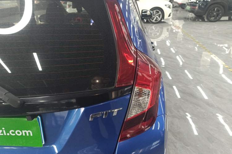 Used Honda Fit 2018 1.5L CVT Comfort Version