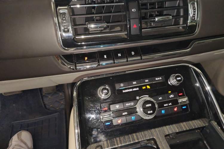 Used Lincoln Navigator 2019 3.5T Presidential Series China VI Standard