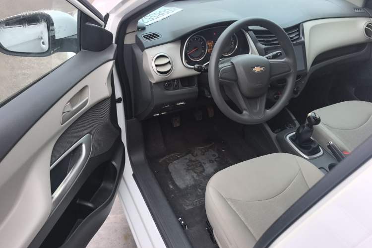 Used Chevrolet Sail 2015 Sail 3 1.5L Manual with Ideal Sunroof Edition
