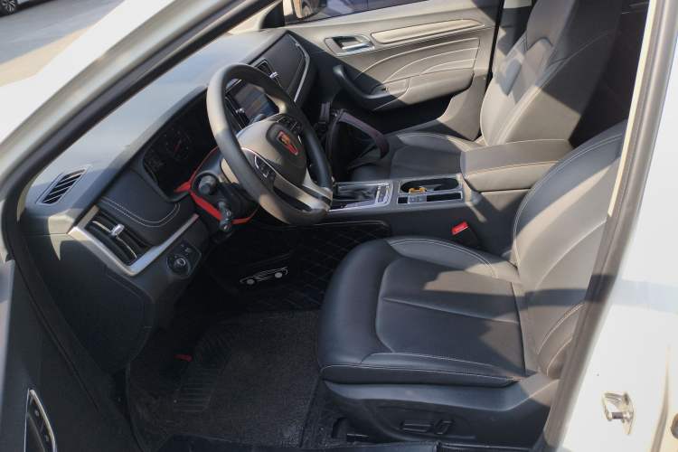 Used Roewe i6 2020 PLUS 1.6L CVT 4G Connected Glory Flagship Edition