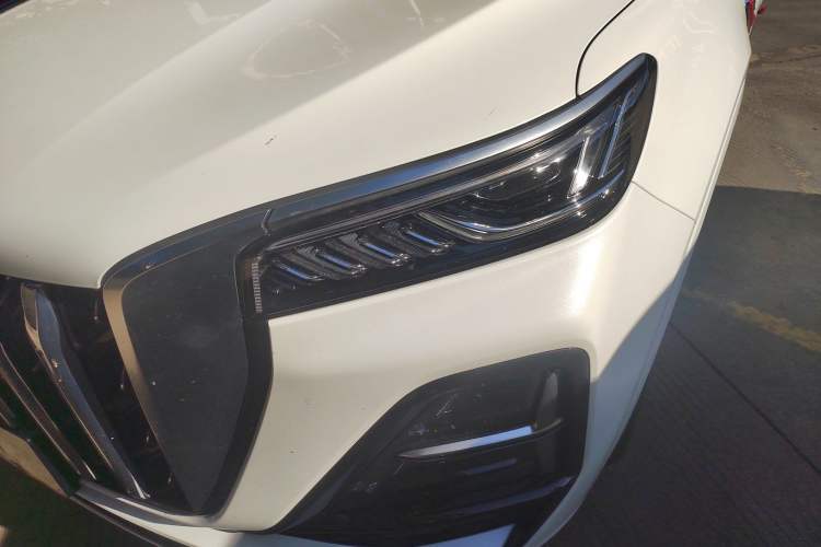 Used Hongqi HS5 2023 2.0T Four-Wheel Drive Flagship Pro Edition
