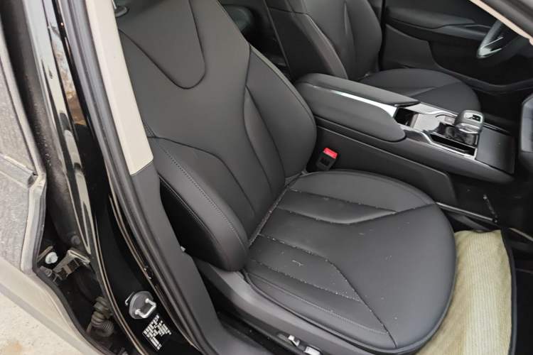 Used Hongqi E-QM5 2023 Revised Version Basic Travel Edition
