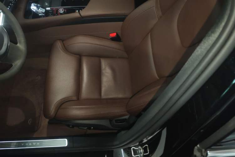 Used Volvo S90 2023 B5 Luxury Smart Edition
