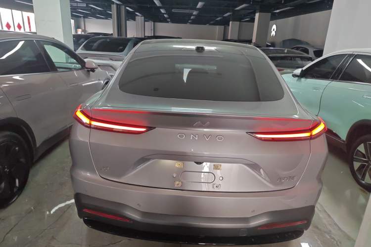 Used ONVO L60 2024 60 kWh Rear-Drive Version