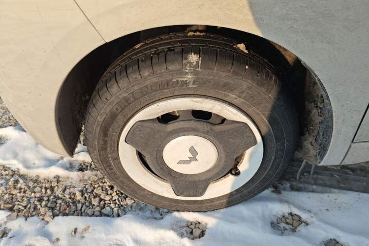 Used Wuling Hongguang MINIEV 2024 3rd Generation 215km Youth Edition