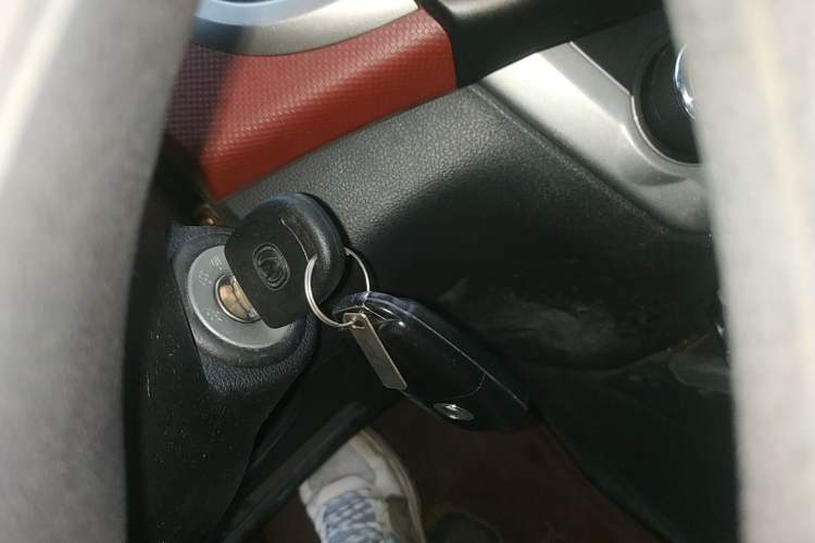 Used Changan Benni 2015 1.4L IMT Luxury Version China IV Standard
