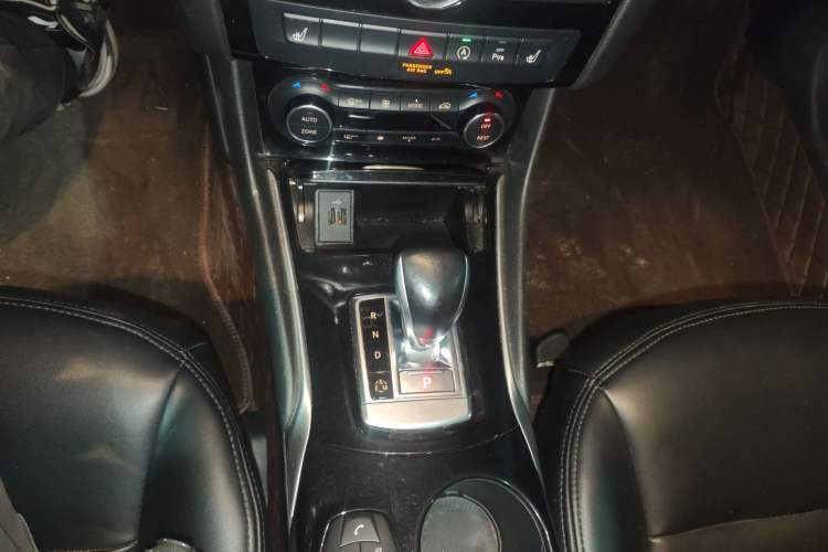 Used Infiniti QX30 2017 1.6T Two-Wheel-Drive Sport Edition