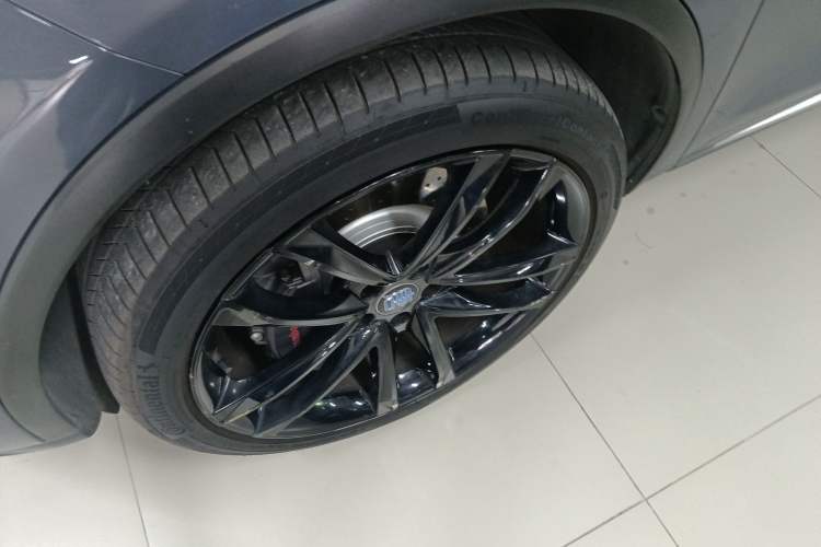 Used BYD Tang New Energy 2021 DM 2.0T Four-Wheel Drive High-Performance Flagship Model
