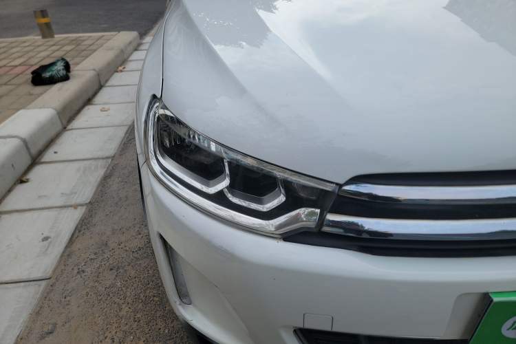 Used Citroen C3-XR 2015 1.6L Automatic Smart Version
