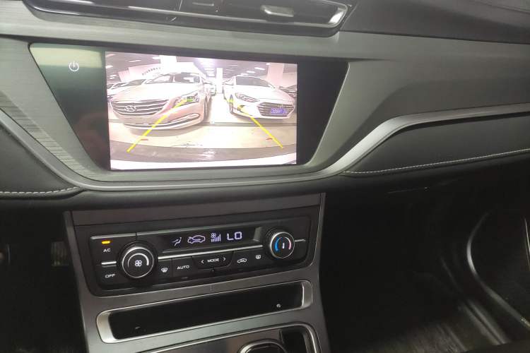 Used Geely Auto Emgrand 2021 UP 1.5L CVT Luxury Model
