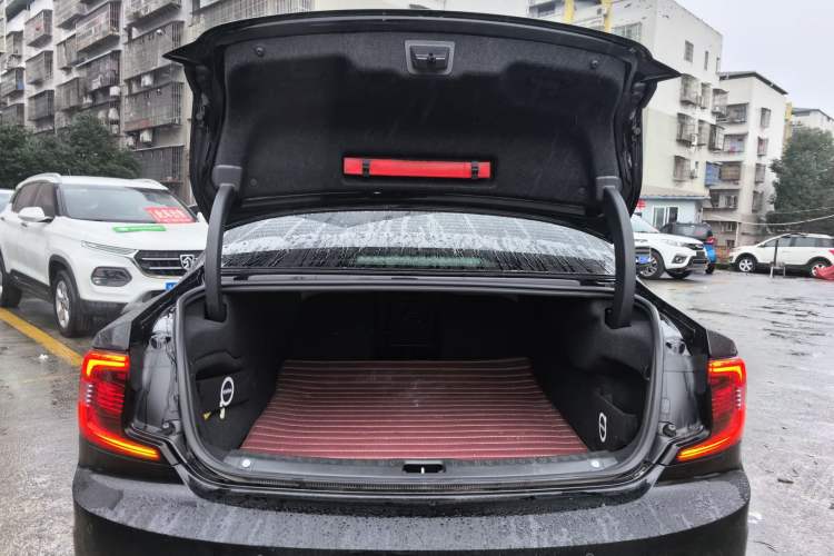 Used Volvo S90 2021 B5 Zhiyuan Luxury Edition