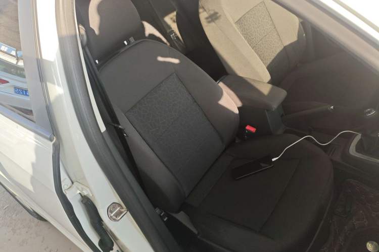 Used Volkswagen Lavida 2017 1.6L Manual Fashion Edition
