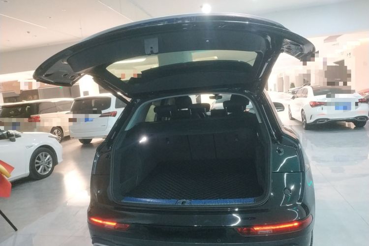 Used Audi Q5L 2022 40T Fashionable and Elegant Model
