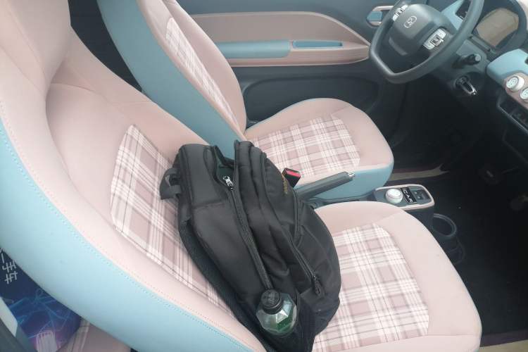 Used Chery QQ Ice Cream 2024 170km Sundae +
