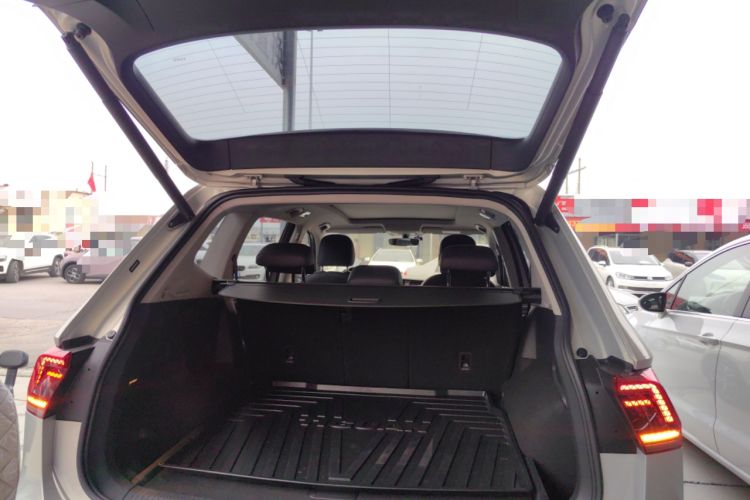 Used Volkswagen Tiguan L 2017 330TSI Automatic Two-Wheel Drive Flagship Edition
