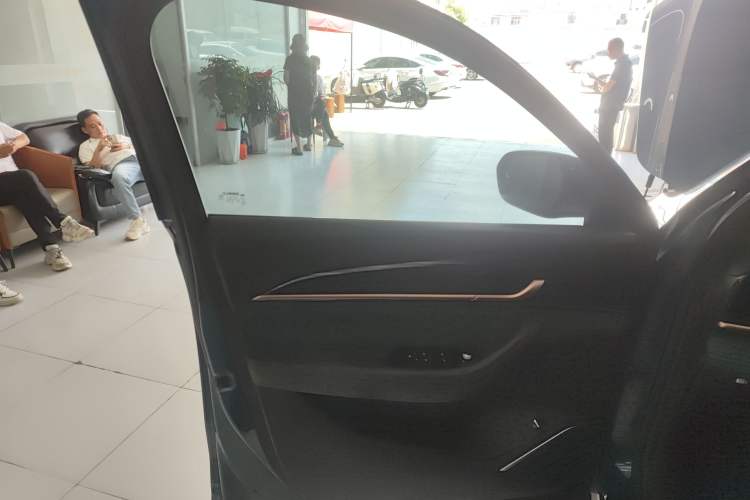 Used Geely Auto Monjaro L 2021 2.0TD DCT EVO Two-Wheel Drive Smart Luxury Version
