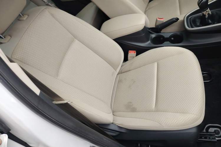 Used Ford Escort 2015 1.5L Manual Comfort Model
